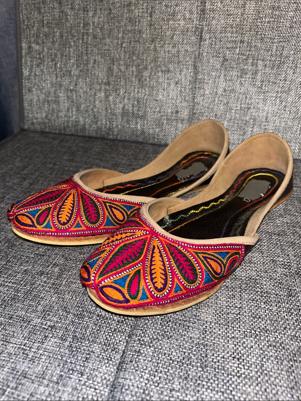 Embroidered Multicolor Women’s Slip-On Flats - Picture 2 of 7